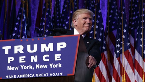 Donald Trump sẽ làm gì trong 100 ngày đầu tiên làm Tổng thống Mỹ? - ảnh 1