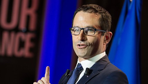 Ứng cử viên tổng thống Pháp ủng hộ hợp pháp hóa cần sa - ảnh 1