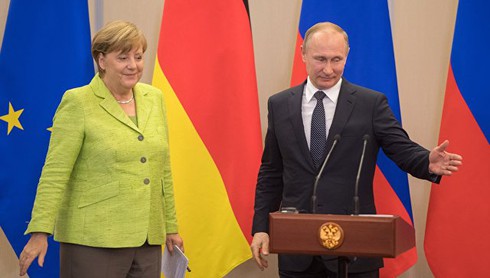 Putin-Merkel đã thảo luận gì tại Sochi? - ảnh 1