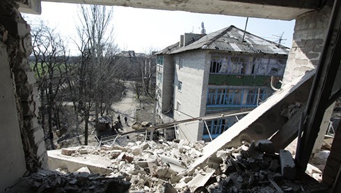 Ukraine loại bỏ ý tưởng dùng vũ lực giành lại Donetsk và Lugansk - ảnh 1