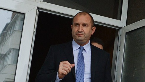 Tổng thống Bulgaria sẵn sàng ủng hộ bãi bỏ trừng phạt Nga - ảnh 1