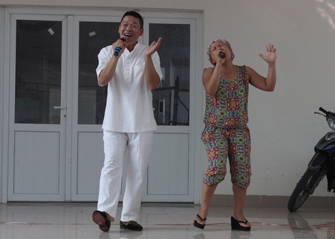 Bệnh nhi ung thư: Mong quà trung thu là thuốc chữa khỏi bệnh - ảnh 2