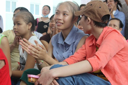 Bệnh nhi ung thư: Mong quà trung thu là thuốc chữa khỏi bệnh - ảnh 4