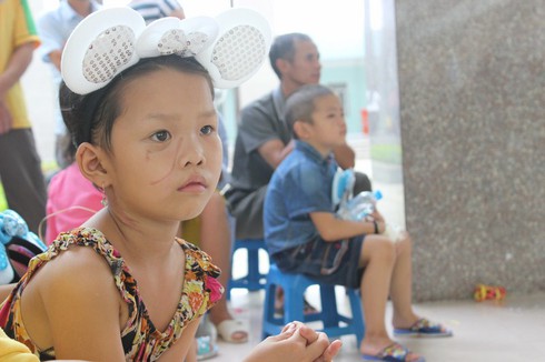 Bệnh nhi ung thư: Mong quà trung thu là thuốc chữa khỏi bệnh - ảnh 5