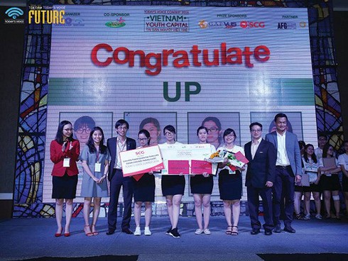 Trao 200 triệu đồng cho Quán quân Today’s Voice Contest 2016 - ảnh 2