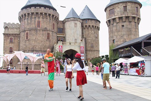 Mùa hè bất tận, thưởng thức bia miễn phí tại lễ hội B’estival Bà Nà Hills - ảnh 5