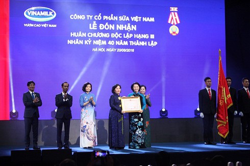 Vinamilk- 40 năm nuôi dưỡng ước mơ vươn cao Việt Nam - ảnh 7