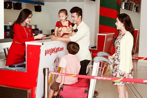 Trăm nghìn vé Vietjet trong tay, phái đẹp rộn ràng bay quốc tế - ảnh 1