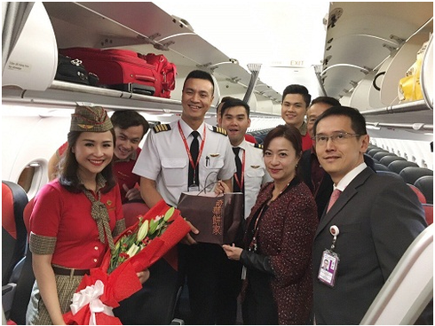 Mở đường bay mới TP.HCM-Hong, giảm 50% vé nội địa bay chặng Việt Nam-Thái Lan - ảnh 1