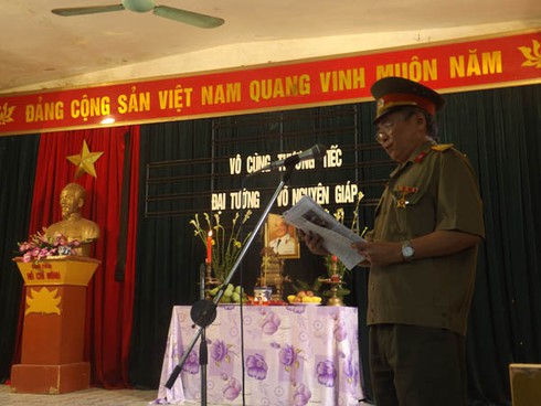 Nhiều xã, phường tổ chức Lễ dâng hương tưởng niệm Đại tướng - ảnh 2