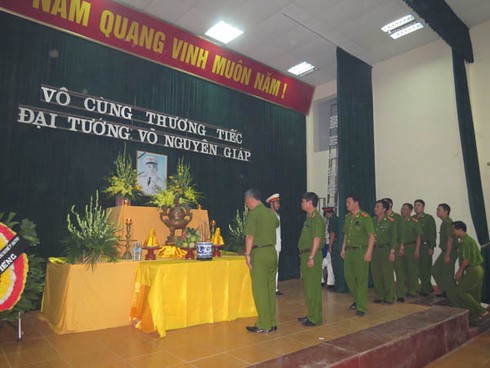 Nhiều xã, phường tổ chức Lễ dâng hương tưởng niệm Đại tướng - ảnh 8