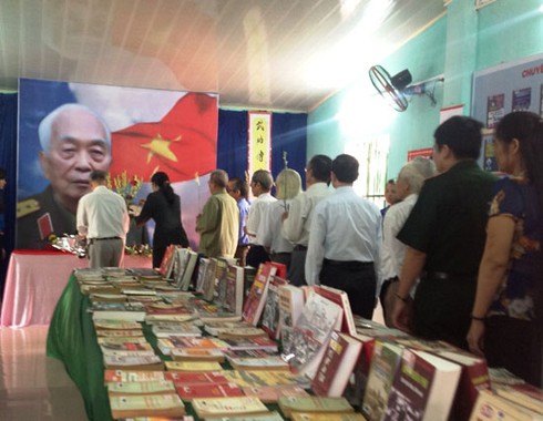 Nhiều xã, phường tổ chức Lễ dâng hương tưởng niệm Đại tướng - ảnh 14