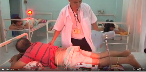 Kinh nghiệm chữa bệnh thoát vị đĩa đệm của các bà nội trợ - ảnh 1