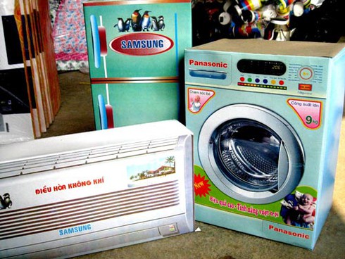 Bán siêu xe, tàu vũ trụ cho... người âm - ảnh 7