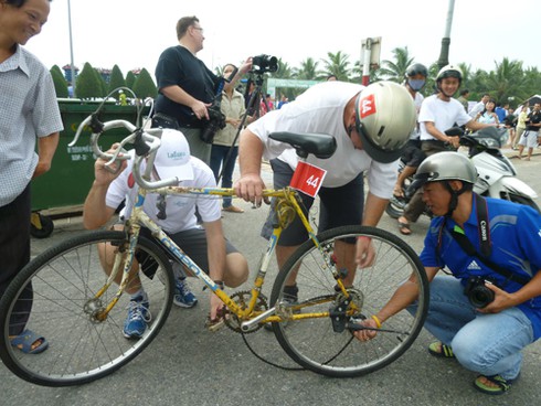 Du khách quốc tế đua tài bên bờ biển Đà Nẵng - ảnh 22