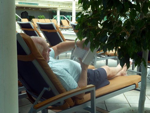 Khám phá du thuyền 5 sao của Mỹ cập cảng Huế - ảnh 15