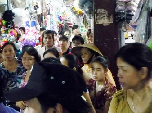 Đà Nẵng: Phát hiện áo dây nịt ngực Trung Quốc có chứa