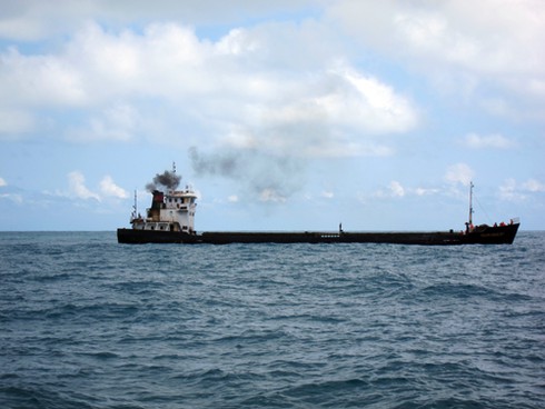 Cận cảnh vụ cứu con tàu