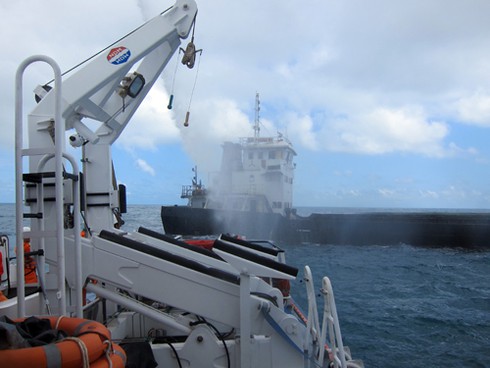 Cận cảnh vụ cứu con tàu