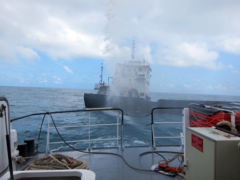 Cận cảnh vụ cứu con tàu