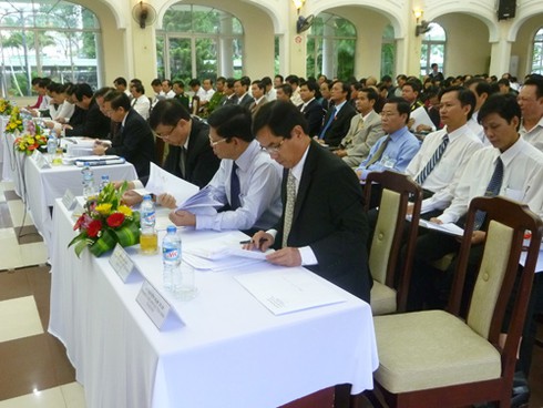 Đà Nẵng đối mặt