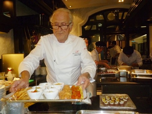 Huyền thoại đầu bếp Michel Roux ra mắt giới ẩm thực Việt Nam - ảnh 7