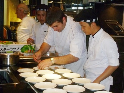 Huyền thoại đầu bếp Michel Roux ra mắt giới ẩm thực Việt Nam - ảnh 12