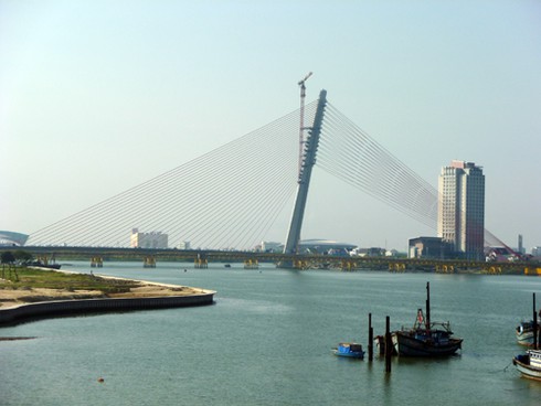 Ngắm rồng bay từ những cây cầu trên sông Hàn - ảnh 11