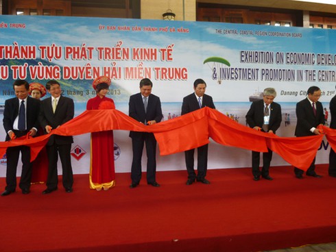 Vùng duyên hải miền Trung hợp lực xúc tiến đầu tư - ảnh 1
