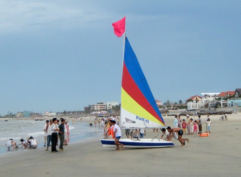 Đa dạng các hoạt động phụ trợ lễ hội pháo hoa 2013 - ảnh 1