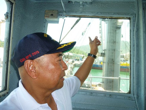 Khám phá sức mạnh tàu cứu hộ USNS Salvor của Mỹ tại Đà Nẵng - ảnh 12