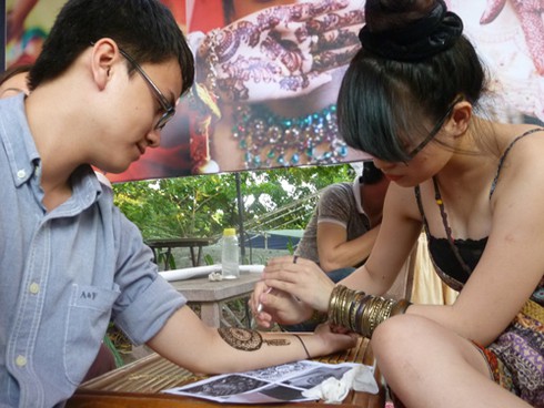 Hình ảnh thú vị trong ngày hội văn hoá - ẩm thực quốc tế Đà Nẵng 2013 - ảnh 5