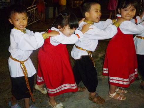 Hình ảnh thú vị trong ngày hội văn hoá - ẩm thực quốc tế Đà Nẵng 2013 - ảnh 13