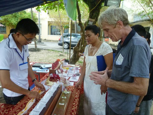 Hình ảnh thú vị trong ngày hội văn hoá - ẩm thực quốc tế Đà Nẵng 2013 - ảnh 6