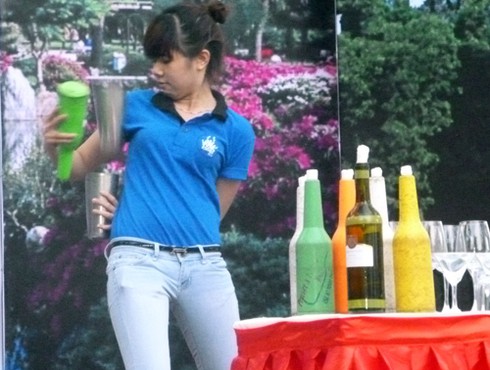 Hình ảnh thú vị trong ngày hội văn hoá - ẩm thực quốc tế Đà Nẵng 2013 - ảnh 12