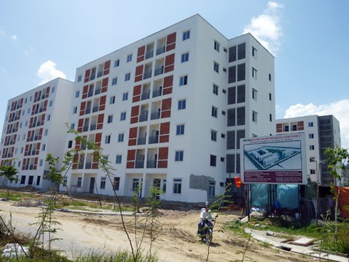 Cưỡng chế cán bộ xin thuê chung cư rồi... đem bán! - ảnh 1