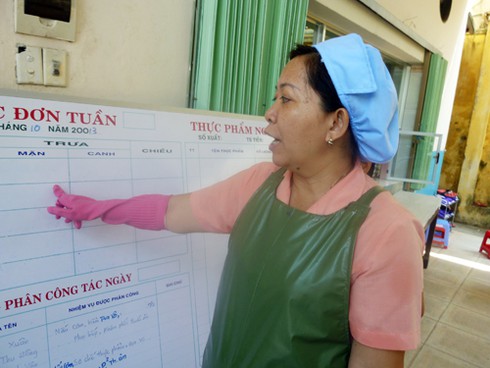 GV trường Trần Cao Vân (Đà Nẵng): Chúng tôi không phải giúp việc - ảnh 3