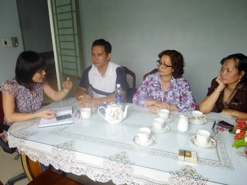 Đà Nẵng: Thêm cán bộ, giáo viên lộ diện tố Hiệu trưởng Trần Cao Vân - ảnh 2