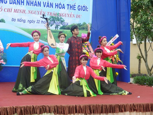 Đà Nẵng: Dựng tượng 3 danh nhân văn hóa thế giới - ảnh 1