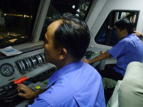 Dành trọn đêm giao thừa đảm bảo an toàn chạy tàu - ảnh 10