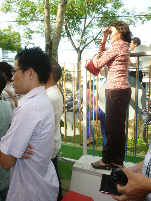 Ngộ nghĩnh bé mầm non biểu diễn văn nghệ - ảnh 17