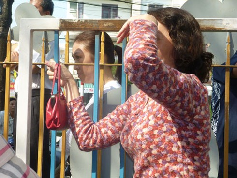 Ngộ nghĩnh bé mầm non biểu diễn văn nghệ - ảnh 18