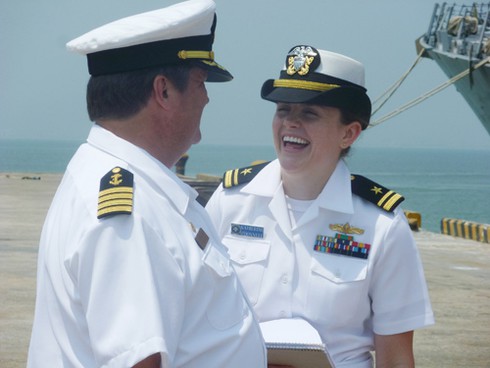 Những nụ cười trên chiến hạm