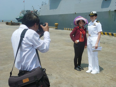 Những nụ cười trên chiến hạm