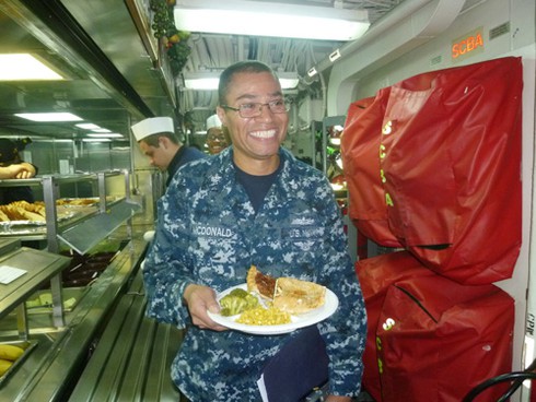 Những nụ cười trên chiến hạm