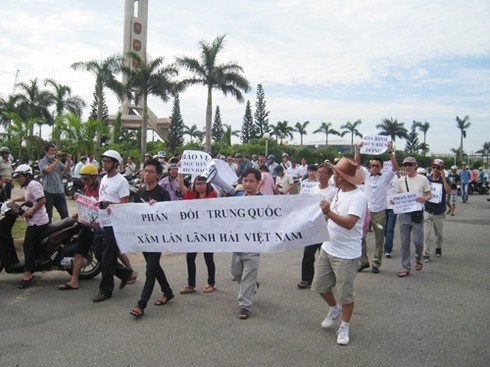 Người dân nơi có huyện Hoàng Sa phản đối giàn khoan Trung Quốc - ảnh 2