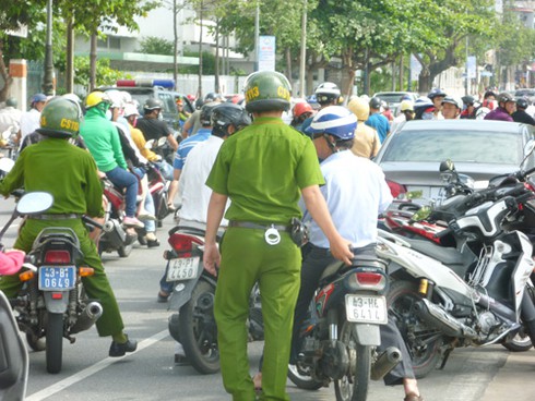 Người dân nơi có huyện Hoàng Sa phản đối giàn khoan Trung Quốc - ảnh 16