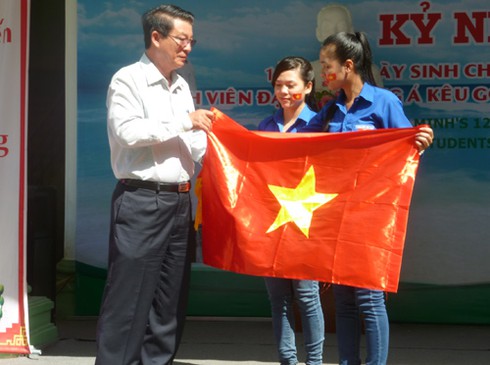 Trung Quốc không thăm dò dầu khí mà thăm dò lòng dân Việt! - ảnh 9