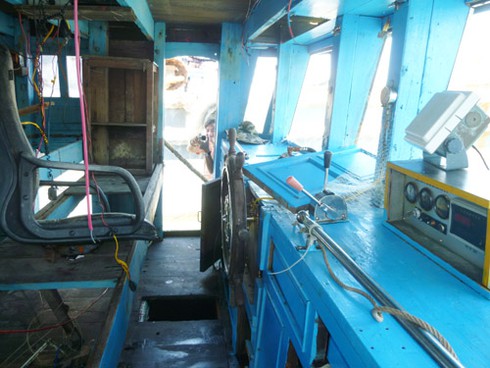 Đứt ruột đón “xác” tàu cá bị Trung Quốc đâm chìm - ảnh 18