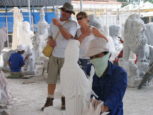 Công nhận làng đá mỹ nghệ Non Nước là Di sản phi vật thể quốc gia - ảnh 2